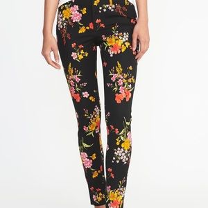 Old Navy Full Length Floral print pixie pants